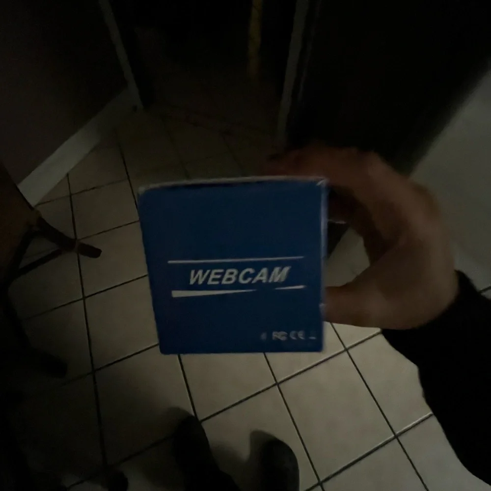 Compact Blue Webcam - Picture 2 of 4